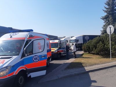 Dwie karetki pogotowia - z Zielonej Góry i Gorzowa Wlkp. - które decyzją Zarządu Województwa Lubuskiego zostały przekazane do Lwowskiego Obwodowego Klinicznego Centrum Diagnostycznego w formie darowizny.