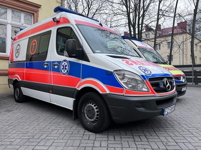 Dwie karetki pogotowia - z Zielonej Góry i Gorzowa Wlkp. - które decyzją Zarządu Województwa Lubuskiego zostały przekazane do Lwowskiego Obwodowego Klinicznego Centrum Diagnostycznego w formie darowizny.

