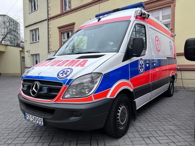 Ta karetka pogotowia z Zielonej Góry została przekazana do Lwowskiego Obwodowego Klinicznego Centrum Diagnostycznego w formie darowizny