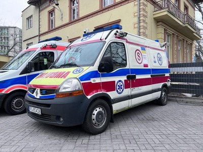 Dwie karetki pogotowia - z Zielonej Góry i Gorzowa Wlkp. - które decyzją Zarządu Województwa Lubuskiego zostały przekazane do Lwowskiego Obwodowego Klinicznego Centrum Diagnostycznego w formie darowizny.