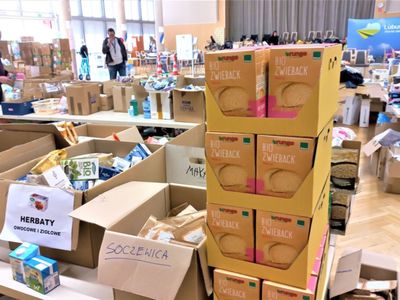 Punkty Lubuskiego Samorządowego Centrum Pomocowego czynne są w Zielonej Górze (Sala Kolumnowa Urzędu Marszałkowskiego przy ul. Podgórnej 7) i w Gorzowie Wlkp. (Biuro Zamiejscowe UMWL przy ul. Mościckiego 6).