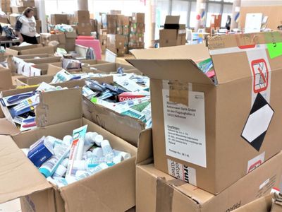 Punkty Lubuskiego Samorządowego Centrum Pomocowego czynne są w Zielonej Górze (Sala Kolumnowa Urzędu Marszałkowskiego przy ul. Podgórnej 7) i w Gorzowie Wlkp. (Biuro Zamiejscowe UMWL przy ul. Mościckiego 6). 

