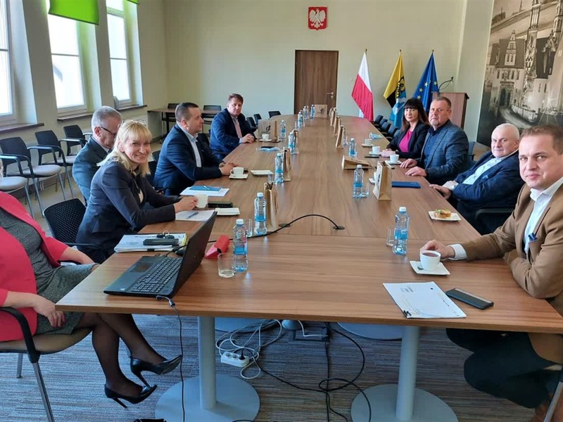 Wicemarszałek Województwa Lubuskiego Łukasz Porycki wziął udział w Konwencie Powiatów Województwa Lubuskiego, który odbył się w Nowej Soli.
