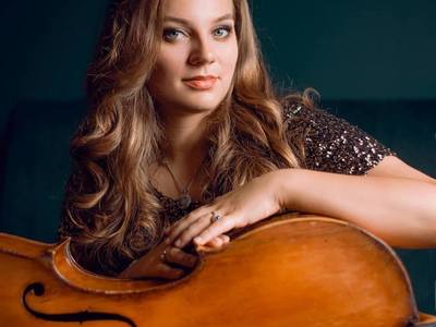 Solistką piątkowego koncertu z cyklu Miesiąc Kobiet w Filharmonii Zielonogórskiej będzie wiolonczelistka Weronika Strugała