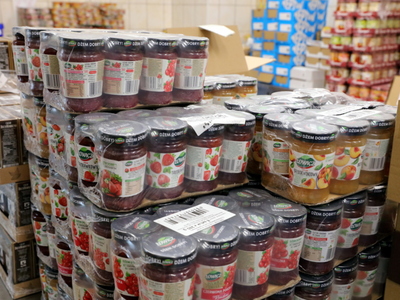 Żywność zakupiona z puli 100 tys. zł przekazanych przez zarząd województwa lubuskiego z rezerwy kryzysowej