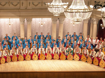 Marszałek Województwa Lubuskiego Elżbieta Anna Polak objęła honorowym patronatem koncert „Z Ukrainą w Sercu”, który w Filharmonii Zielonogórskiej już w poniedziałek, 11 kwietnia 2022 r. o godz. 18.00. Wstęp wolny! 