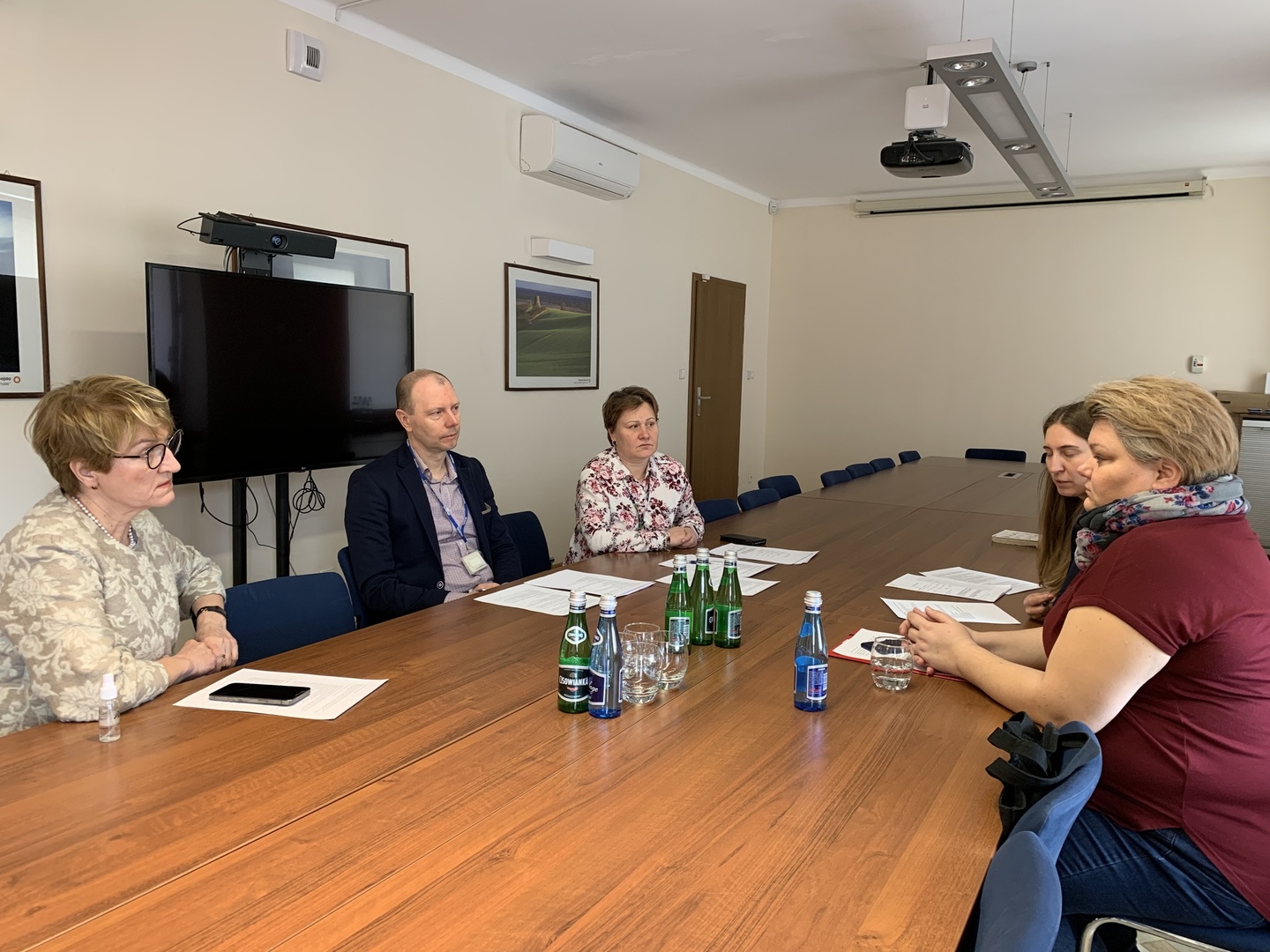 Spotkanie marszałek Elżbiety Anny Polak z wolontariuszkami z grupy 