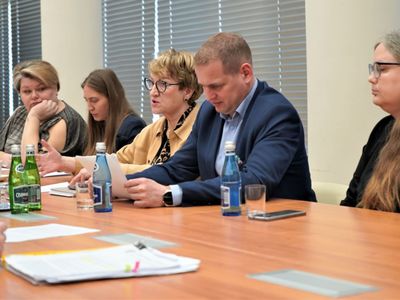 Spotkanie w Urzędzie Marszałkowskim Województwa Lubuskiego na temat utworzenia w Zielonej Górze kompleksowego „Centrum wsparcia uchodźców z Ukrainy”