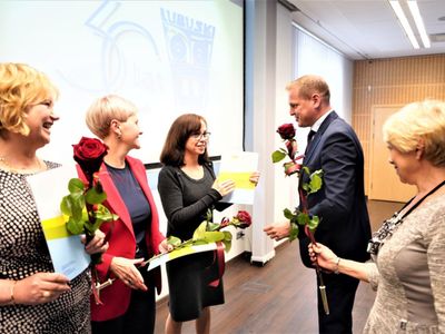 Podczas jubileuszowej uroczystości z okazji 30-lecia ODN w Zielonej Górze wicemarszałek Łukasz Porycki wręczył nagrody Zarządu Województwa Lubuskiego. 