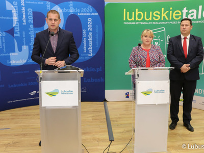 Program stypendialny dla uczniów szkół zawodowych i techników