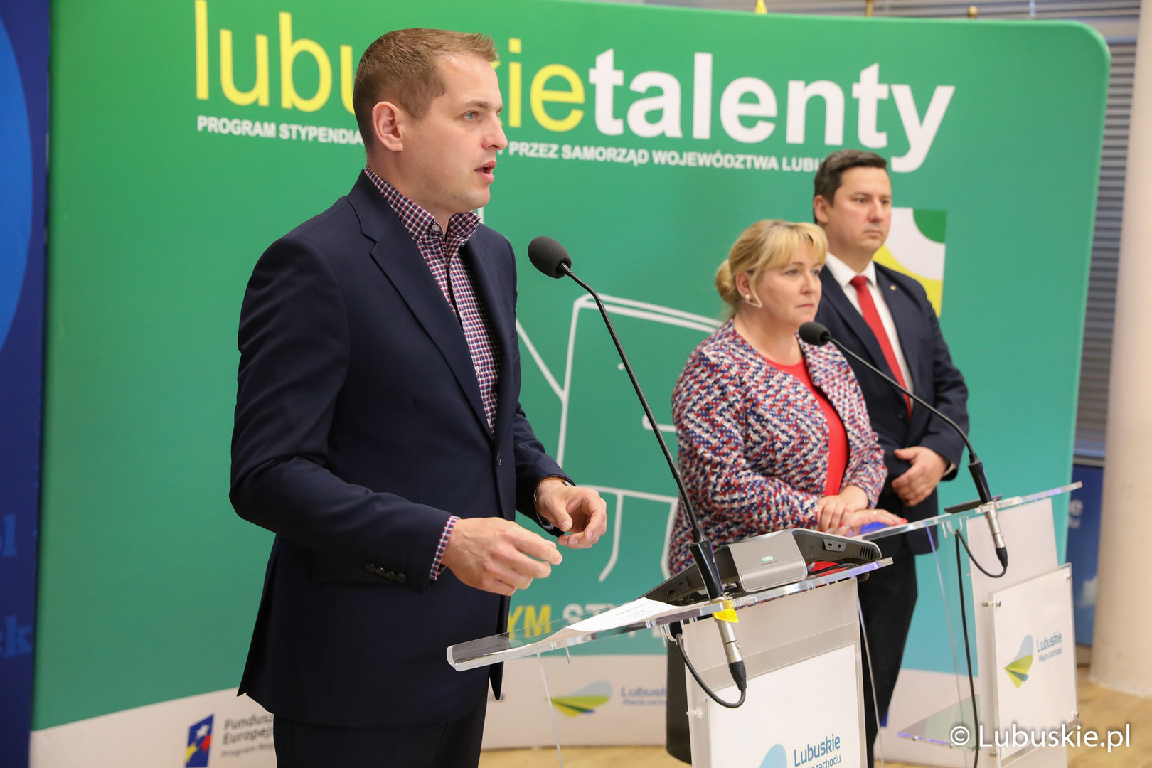 Program stypendialny dla uczniów szkół zawodowych i techników