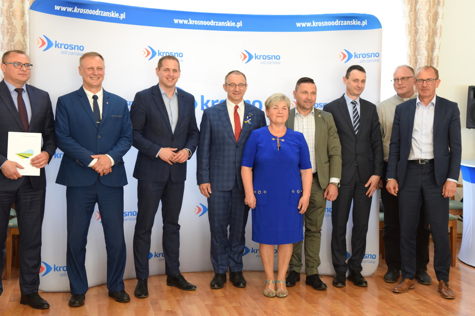 Podpisanie umów na dofinansowanie inwestycji sportowych, turystycznych i renowacji zabytków