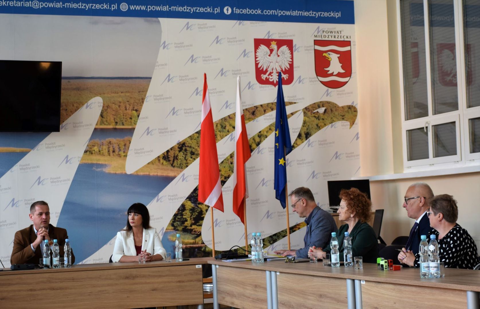 Podpisanie umów na dofinansowanie inwestycji sportowych i renowacji zabytków