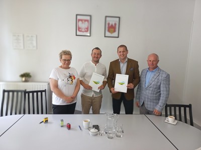 Podpisanie umów na dofinansowanie obiektów sportowych i renowacji zabytków