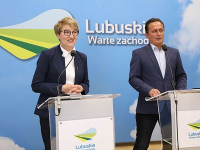 Konferencja prasowa na temat zakupu dla Szpitala Uniwersyteckiego w Zielonej Górze analizatora pola promieniowania z systemem weryfikacji planu leczenia pacjenta.