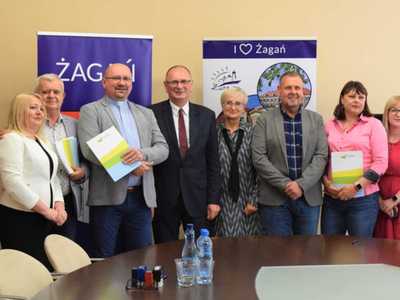 Dotacje na zabytki, bazę sportową i turystyczną - powiat żarski i żagański