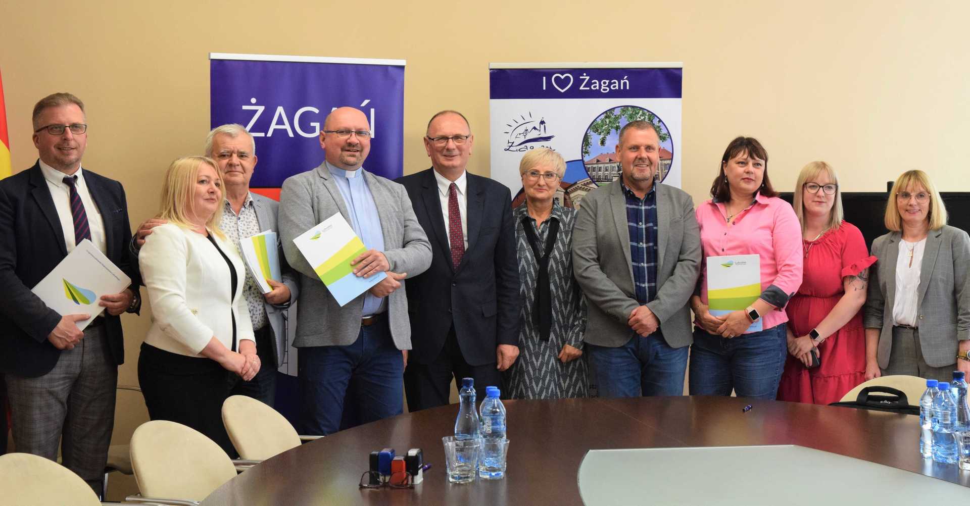 Dotacje na zabytki, bazę sportową i turystyczną - powiat żarski i żagański