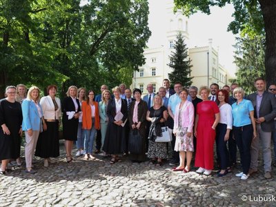 Uczestnicy spotkania edukacyjnego ws. programu rewitalizacji