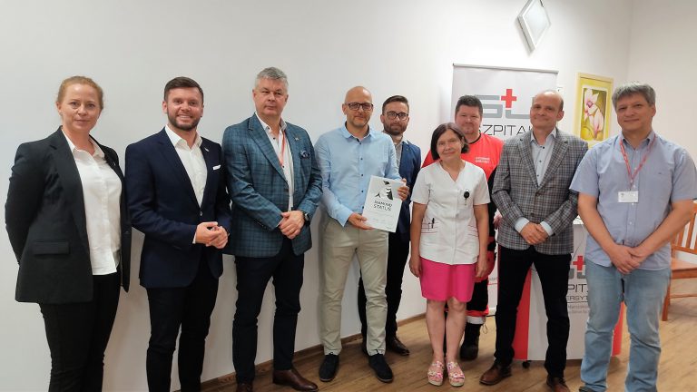 Personel Szpitala Uniwersyteckiego w Zielonej Górze z nagrodą 