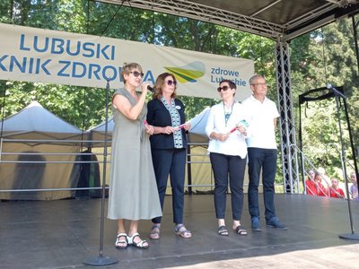 W samo południe w niedzielę 26 czerwca 2022 r. w gorzowskim Parku Róż wystartował Lubuski Piknik Zdrowia i Profilaktyki.