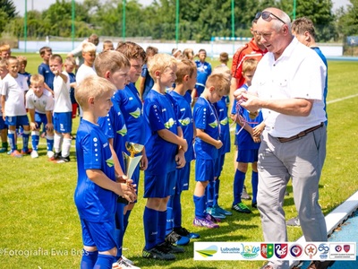 Wręczenie nagród w takcie Międzywojewódzkiego Turnieju Piłkarskiego Żaków w Zbąszynku - 26 czerwca 2022 r.