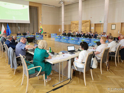 27 czerwca 2022 r. podczas 44. sesji Sejmiku Województwa Lubuskiego radni przyjęli dwa stanowiska dotyczące ochrony zdrowia