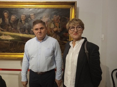 Marszałek Elżbieta Anna Polak i dyrektor muzeum w Radomiu Leszek Ruszczyk