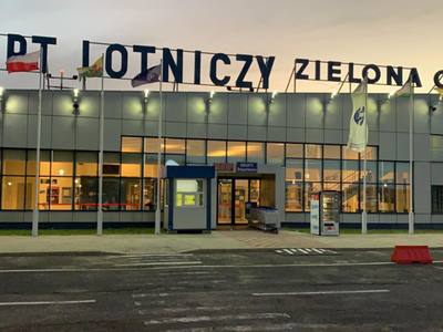 Port lotniczy Zielona Góra-Babimost
