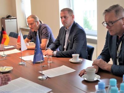 15 lipca 2022 r. Podczas spotkania w Urzędzie Marszałkowskim Województwa Lubuskiego omówiono roboczy program posiedzenia Kuratorium Europejskiej Akademii Sportu Landu Brandenburgia, które zaplanowano 20 i 21 października 2022 r. w Pałacu Wiechlice w gminie Szprotawa