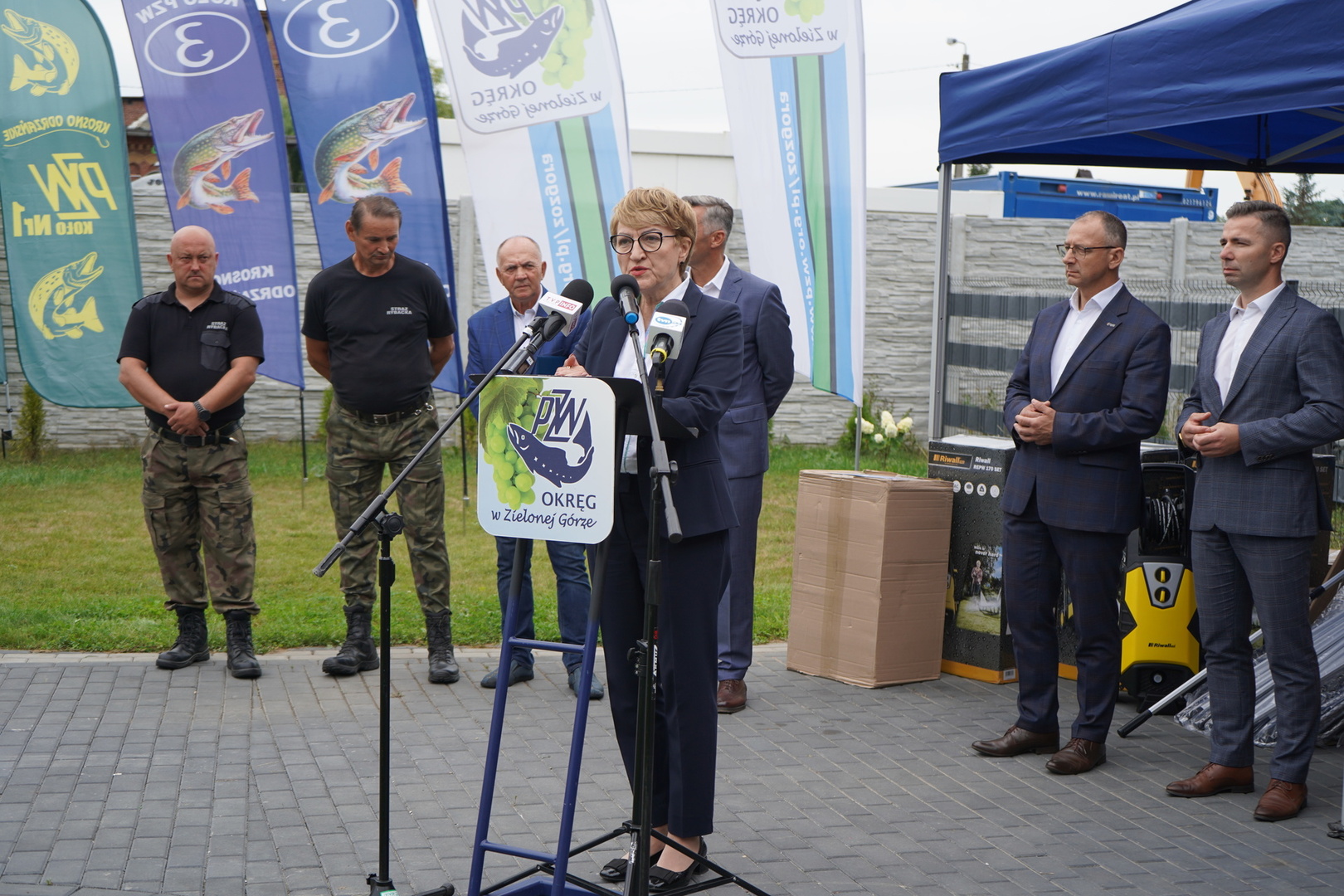 Przekazanie sprzętu dla PZW w związku z katastrofą w Odrze
