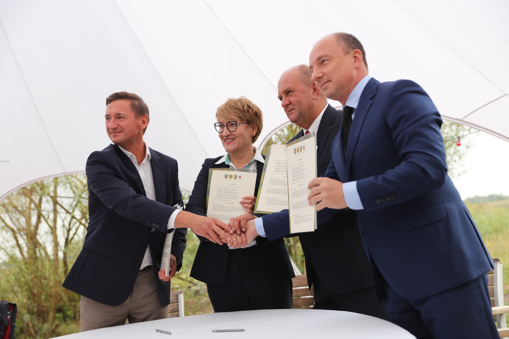 Marszałkowie czterech województw podpisują porozumienie ws. programu ratunkowego dla Odry
