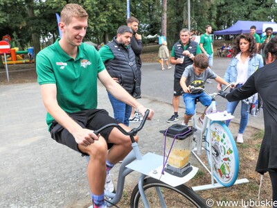 Na Pikniku Zdrowia i Profilaktyki będą koszykarze Enea Zastal BC Zielona Góra i m.in. będzie można wykręcić na rowerze owocowy koktajl