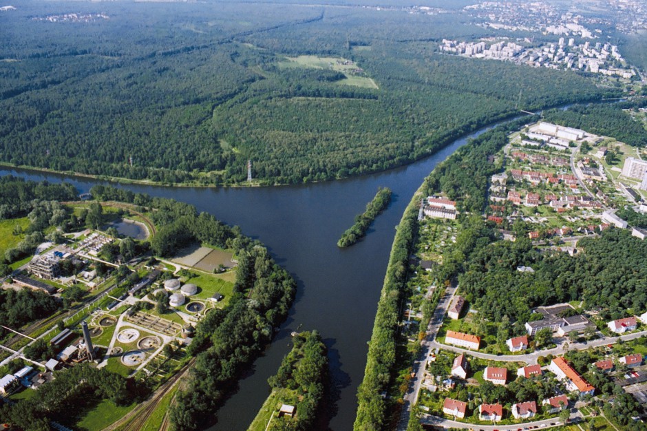 Kanał Gliwicki zasila Odrę