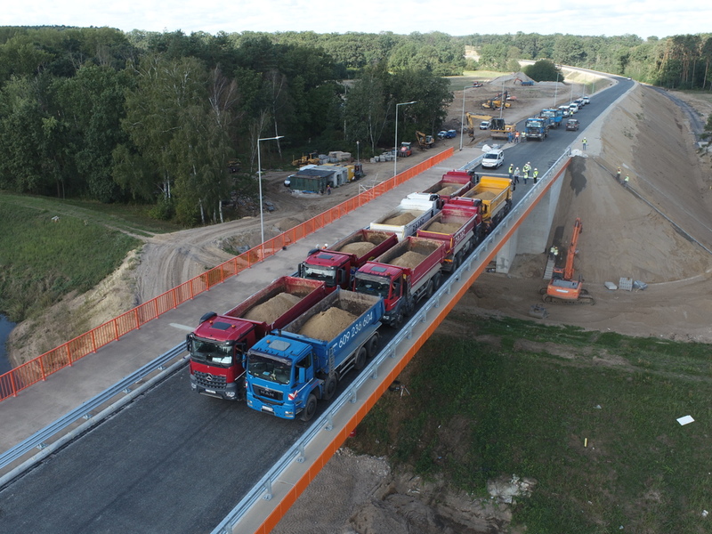 Próba obciążeniowa mostu w Milsku