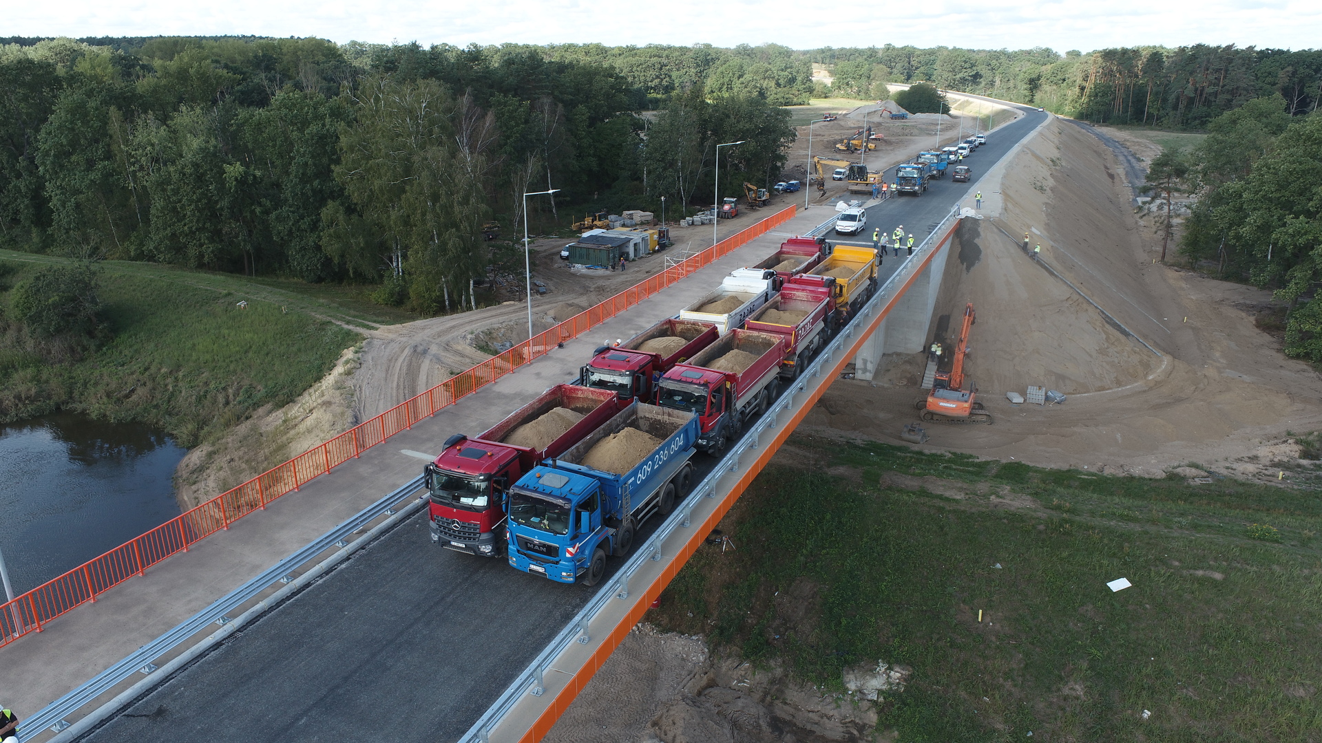 Próba obciążeniowa mostu w Milsku