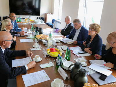 12 września 2022 r. w Urzędzie Marszałkowskim odbyło się posiedzenie Prezydium Wojewódzkiej Rady Dialogu Społecznego w województwie lubuskim