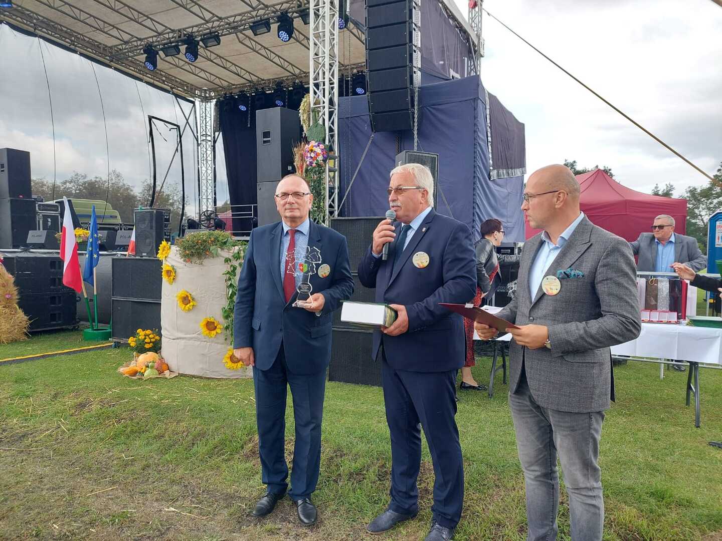 Wręczenie honorowego obywatelstwa gminy Krzeszyce Stanisławowi Tomczyszynowi