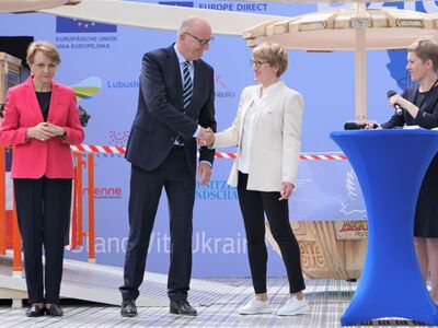Premier Brandenburgii Dietmar Woidke i marszałek Elżbieta Anna Polak
