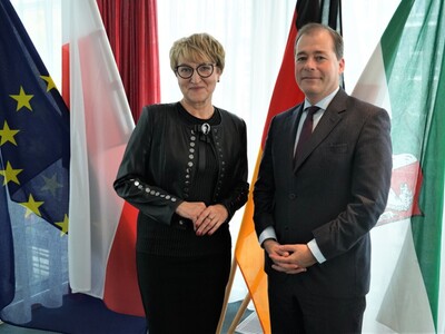 Marszałek Elżbieta Anna Polak spotkała się w Berlinie z dr. Markiem Speichem – nowym współprzewodniczącym Komitetu ds. Współpracy Międzyregionalnej Polsko-Niemieckiej Komisji Międzyrządowej