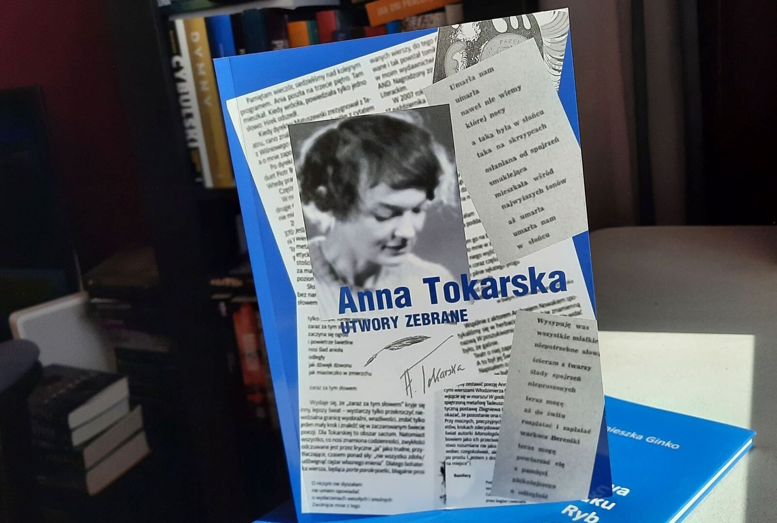 W 2013 roku nakładem Pro-Libris – Wydawnictwa Wojewódzkiej i Miejskiej Biblioteki Publicznej im. C. Norwida w Zielonej Górze, ukazały się „Wiersze wybrane” Anny Tokarskiej. W 2020 r.  – również nakładem Pro-Libris i również w opracowaniu dra Andrzeja Bucka – ukazały się „Utwory zebrane” zielonogórskiej poetki. 