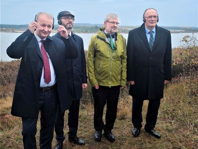 4 listopada 2022 r. wicemarszałek województwa lubuskiego Stanisław Tomczyszyn i dyrektor Departamentu Programów Rozwoju Obszarów Wiejskich UMWL Arkadiusz Dąbrowski spotkali się w Luckau z Ministrem Rolnictwa, Środowiska i Ochrony Klimatu Landu Brandenburgii Axelem Vogelem