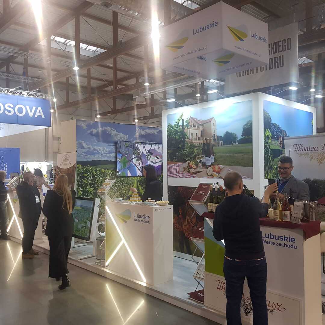 Stoisko województwa lubuskiego podczas targów ENOEXPO 2022