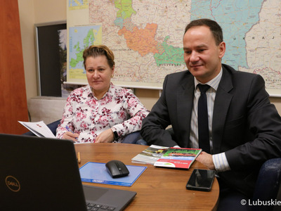 Spotkanie online z przedstawicielami Vâlcea w Rumunii