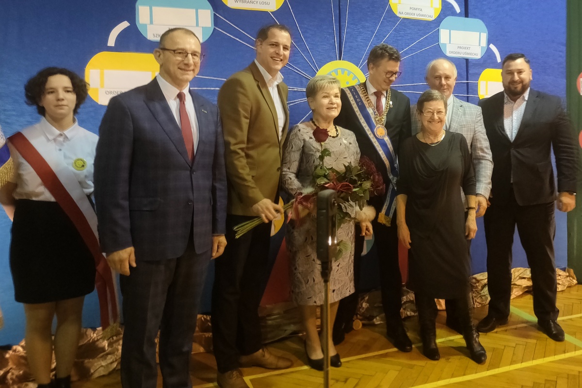Radna Anna Chinalska uhonorowana Orderem Uśmiechu 