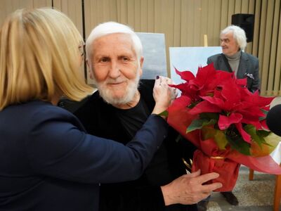 2 grudnia 2022 r. w Galerii Biblioteki Norwida w Zielonej Górze otwarto wystawę „Ku innej przestrzeni” z okazji 55 lat życia i twórczości Adama Bagińskiego w Winnym Grodzie.