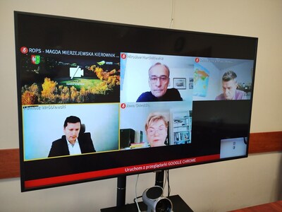 Członkowie Komisji i goście w trakcie posiedzenia Komisji Zdrowia, Rodziny i Spraw Społecznych -14 grudnia 2022 r.