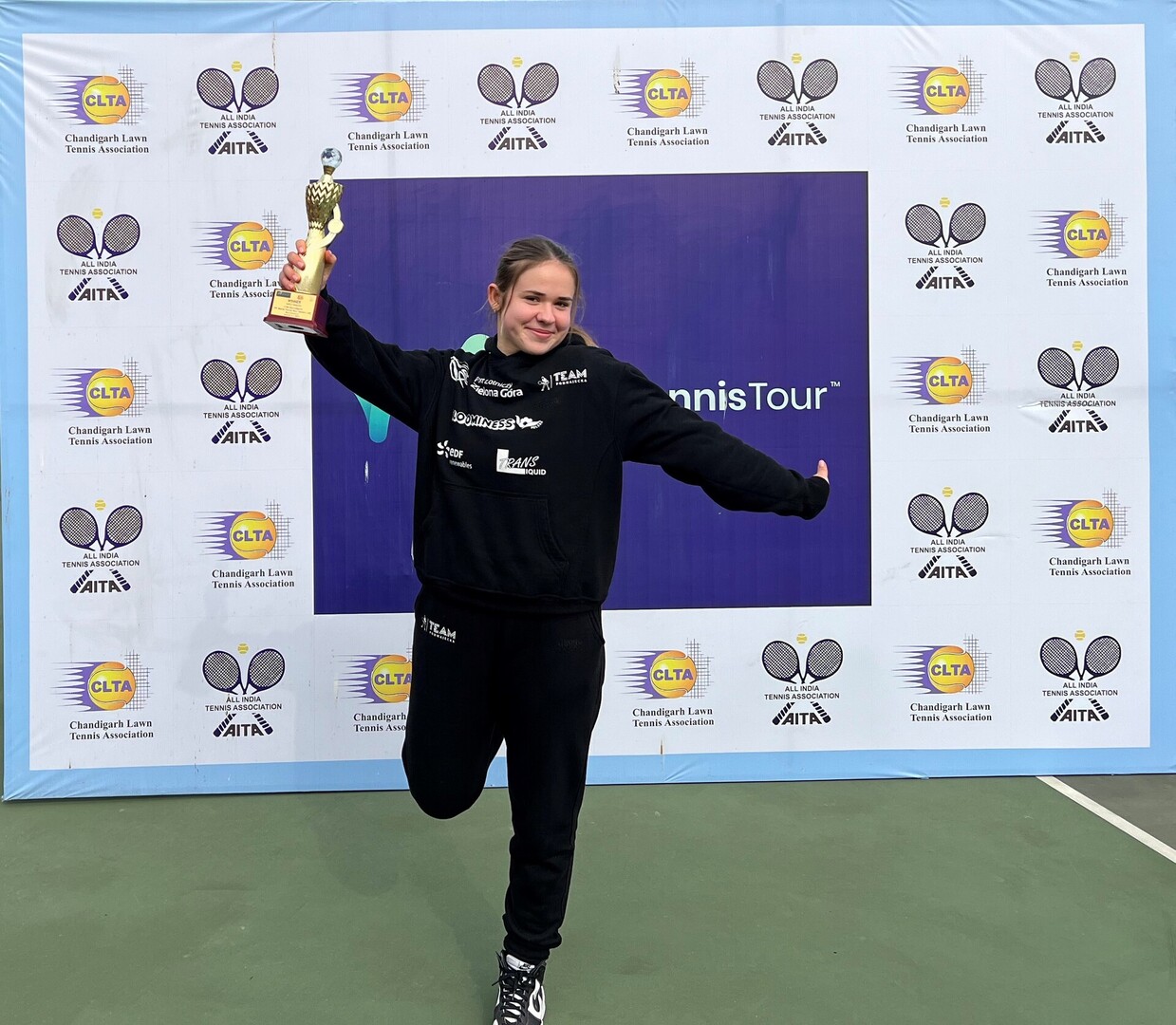 Dominika Podhajecka, tenisistka GKT Smecz Górzyca, wygrała wysokiej rangi turniej J100 (J3) w Chandigarh w Indiach. To trzeci, najbardziej cenny, tytuł 16-latki w światowej rywalizacji ITF Juniors (U18).