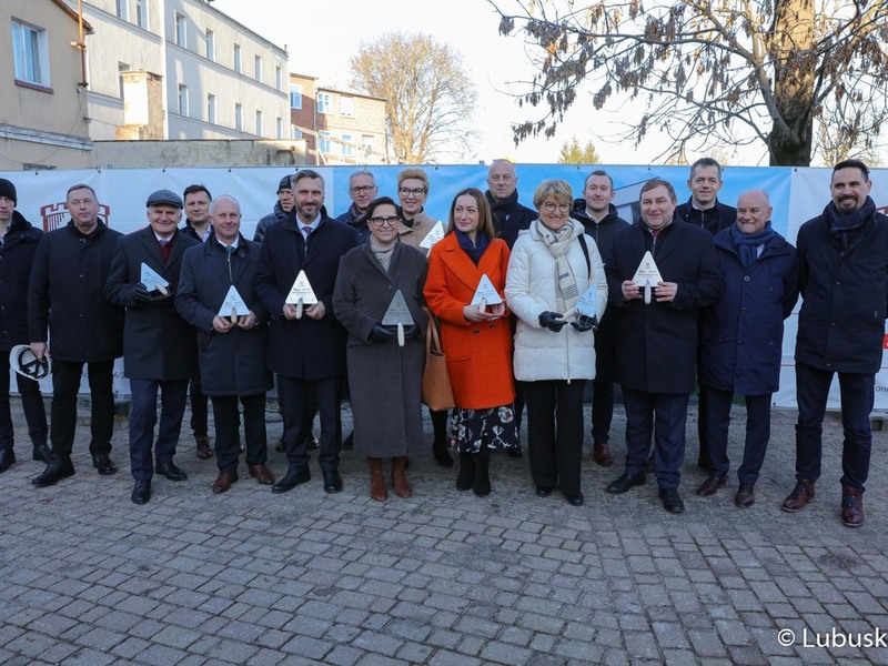 W poniedziałek 16 stycznia 2023 r. w Świebodzinie podpisano umowę na dofinansowanie rozbudowy Lubuskiego Centrum Ortopedii z środków Regionalnego Programu Operacyjnego Lubuskie 2020