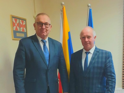 Lesław Hołownia - Burmistrz Skwierzyny i Zbigniew Kołodziej - Przewodniczący Komisji Rolnictwa i Ochrony Środowiska (z prawej) - 05 stycznia 2023 r.