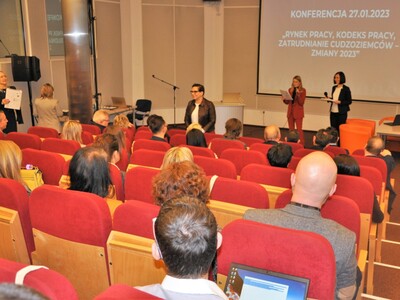 Konferencja nt. rynku pracy w gorzowskiej bibliotece